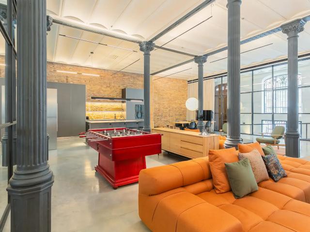 THE LUNAR LOFT