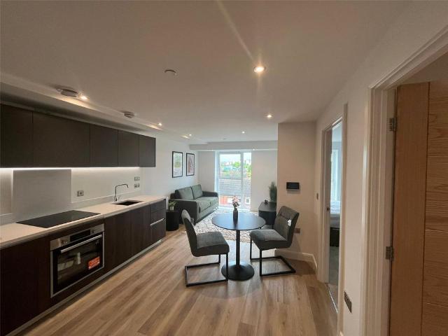 The Mount, 28 Richmond Hill. 1 bed apartment to rent £950 pcm £219 pw