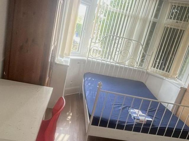 The Mount, Coventry CV3 5 bed house share to rent £450 pcm £104 pw