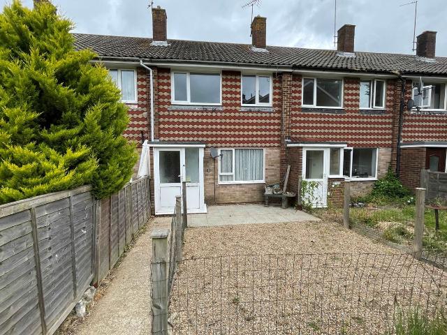 The Mount, Hailsham BN27, 3 bed terraced house to rent, £1,300 pcm | PrimeLocation