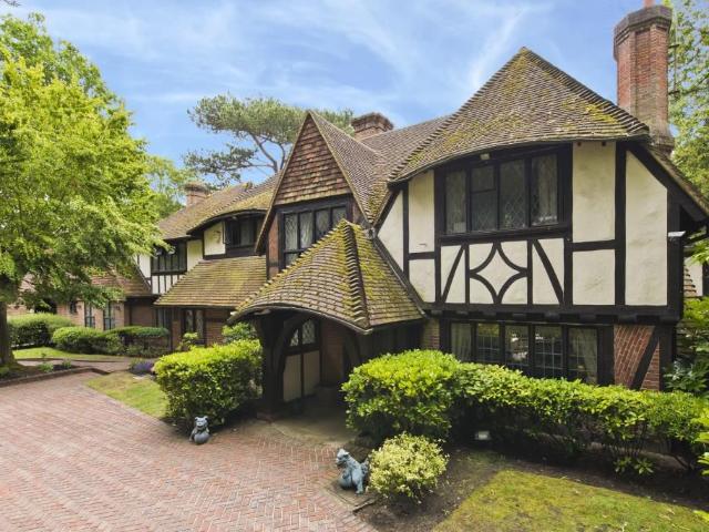 Silverdale Avenue, Ashley Park, Walton On Thames, Surrey KT12, 5 bed terraced house to rent, £9,950 pcm | PrimeLocation