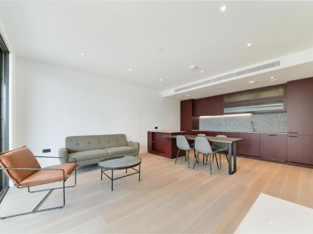 The Modern, Embassy Gardens, London. 1 bed apartment to rent £3,450 pcm £796 pw