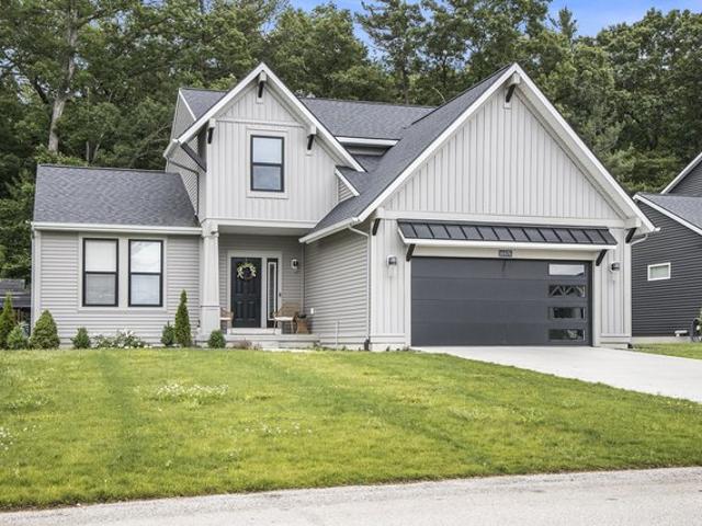 The Mayfair Plan Hathaway Lakes Community