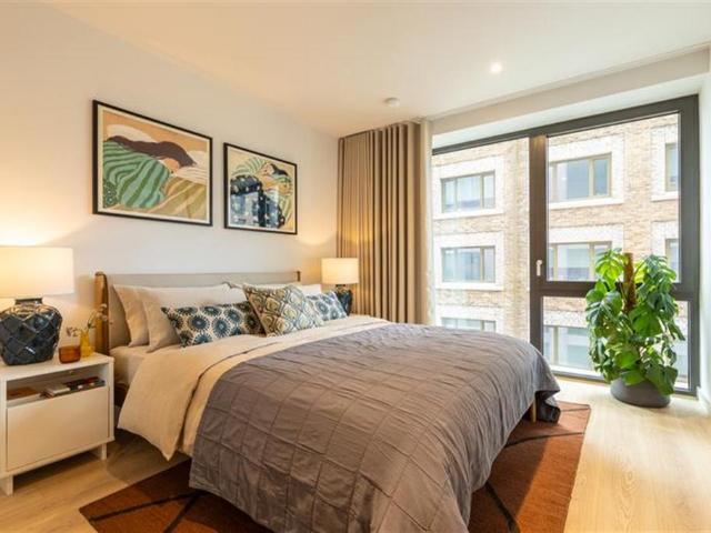 The Mable, Brent Cross, London, NW2 2 bed apartment to rent £2,950 pcm £681 pw