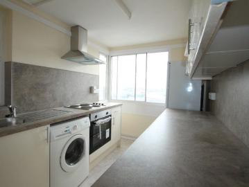 The Mall, Bromley, Kent BR1, 2 bed flat to rent, £1,600 pcm | PrimeLocation