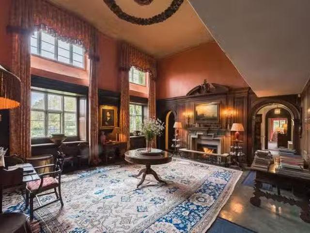 The Manor