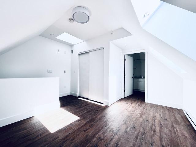 The Mansion 2 Bedroom Apartment for Rent at 1523 Davie St, Vancouver, BC V6G 3A2 West End