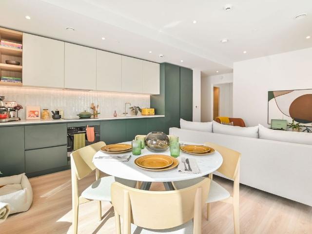 The Maple, Brent Cross, London NW2, 2 bed flat to rent, £2,995 pcm | PrimeLocation