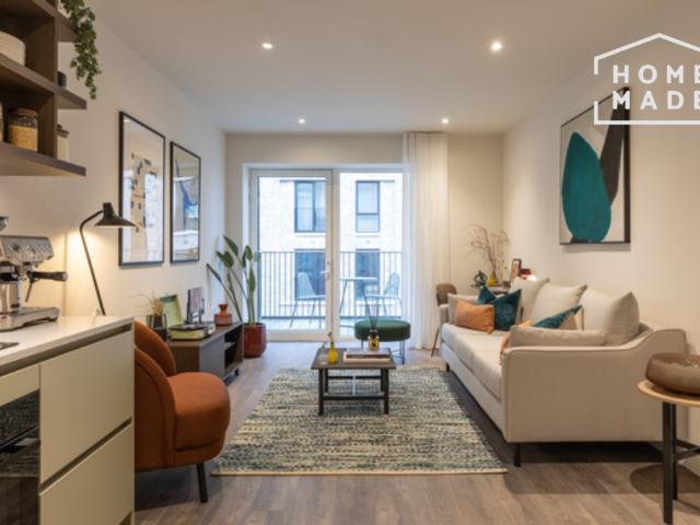 The Maple, NW2 2 bed flat to rent £2,950 pcm £681 pw