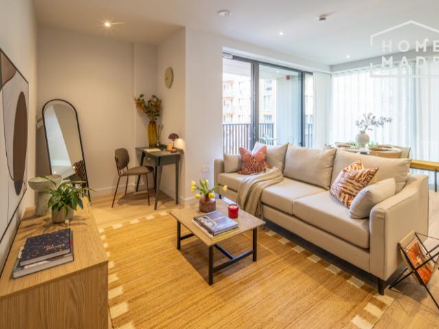 The Maple, NW2 3 bed flat to rent £4,150 pcm £958 pw
