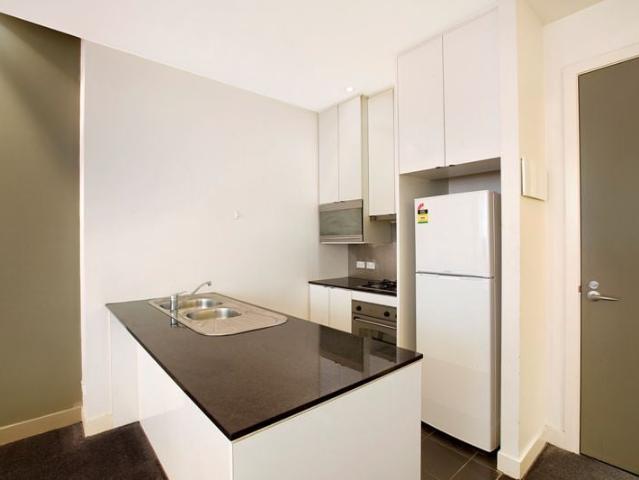 THE MARK ON COLLINS – FULLY FURNISHED
