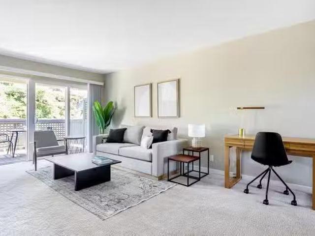 The Markham, 10870 N Stelling Rd, Cupertino 1 Bedroom 1 Bath