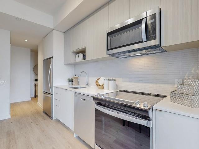 The Markwood 3 Bedroom Apartment for Rent at 4365 Bloor St W, Etobicoke, ON M9C 0E2