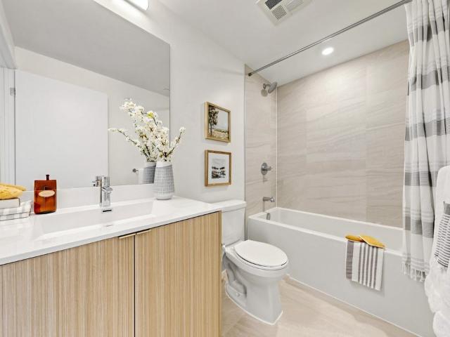 The Markwood 1 Bedroom Apartment for Rent at 4365 Bloor St W, Etobicoke, ON M9C 0E2
