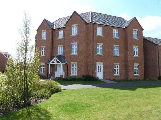 The Marish, Warwick, Warwickshire CV34, 2 bed flat to rent, £1,100 pcm | PrimeLocation