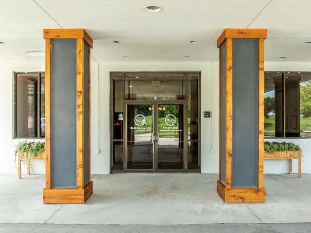 The McCoy at 8035 Apartments 1 Bedroom Apartment for Rent at 11040 Hickman Rd, Clive, IA 50325
