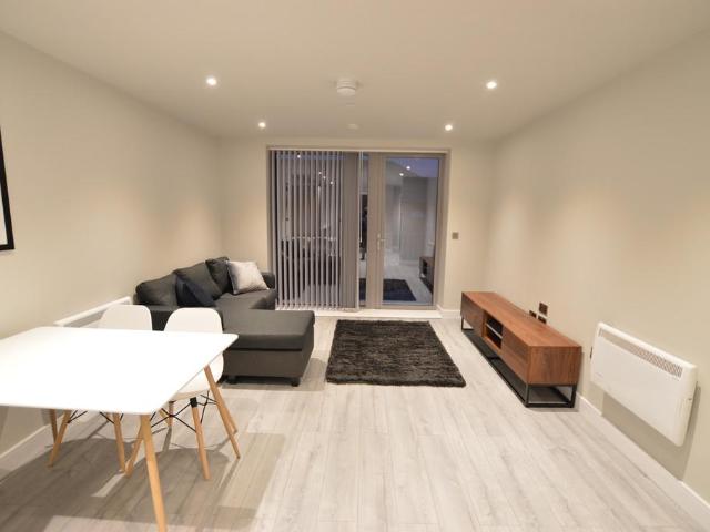 The Metal Works, Petersfield Avenue 1 bed apartment to rent £1,450 pcm £335 pw
