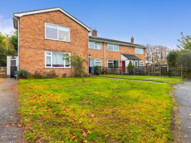 The Mews, East Hoathly BN8, 3 bed flat to rent, £1,400 pcm | PrimeLocation