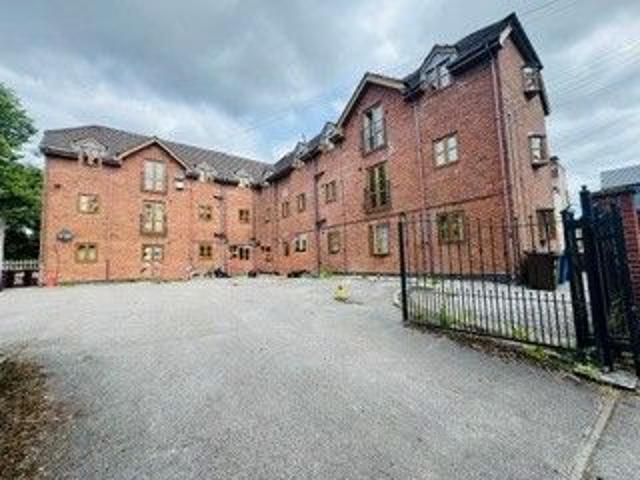 The Mews, Hindley, Wigan, Greater Manchester WN2, 2 bed flat to rent, £750 pcm | PrimeLocation