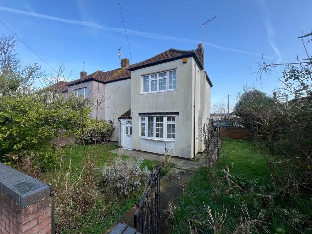 The Mead, Filton, BS34 4 bed terraced house to rent £2,150 pcm £496 pw