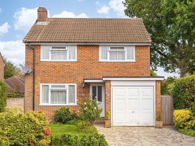The Meadow, Copthorne RH10, 3 bed detached house to rent, £2,000 pcm | PrimeLocation