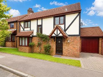 The Meadows, Hemel Hempstead, HP1 4 bed house to rent £2,300 pcm £531 pw