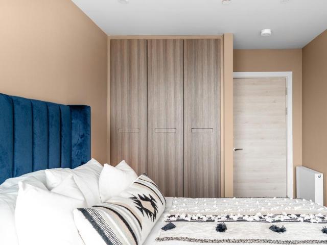 The Mercian, Broad Street Birmingham B15 3 bed apartment £2,525 pcm £583 pw