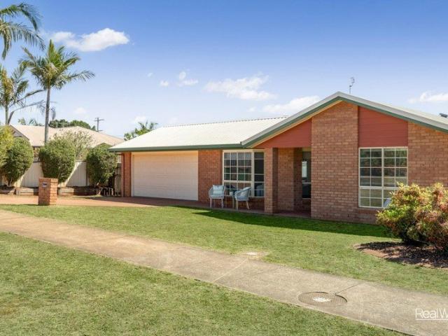 The Middle Ridge Gem you've been waiting for!