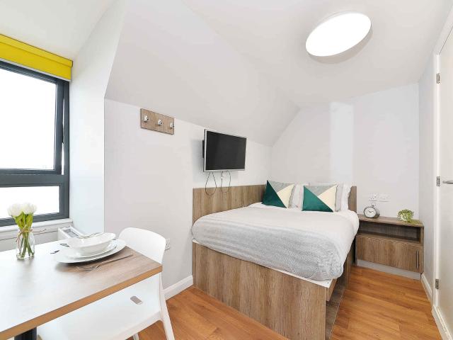 The Mill House, Edinburgh Has an Apartment
