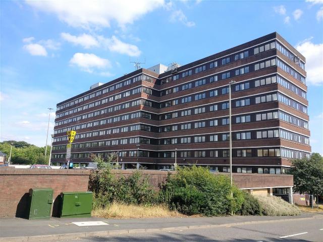 The Minories, Dudley DY2, 2 bed flat to rent, £825 pcm | PrimeLocation