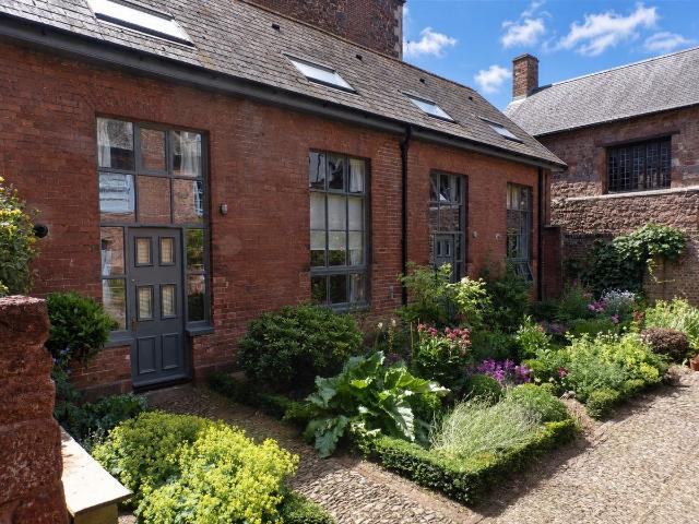 The Mint, Exeter EX4, 2 bed property to rent, £1,300 pcm | PrimeLocation