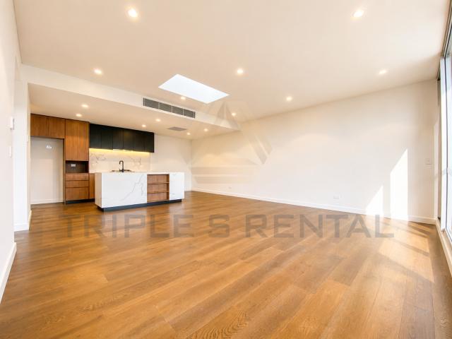 The Nobel! Three BEDROOM APARTMENT ! ENQUIRE NOW ! TO BE THE FIRST INSPECT!