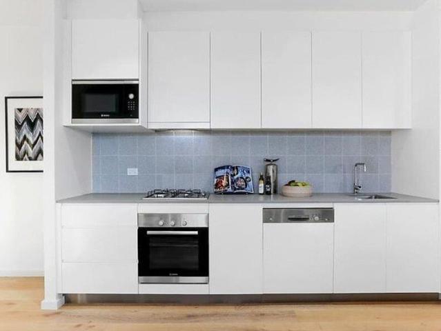 'The Norton' Top floor designer apartment in new boutique building
