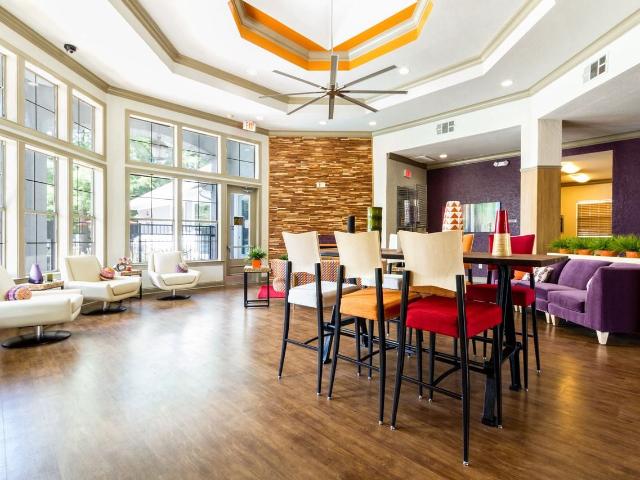 The Nine on Shoreline 3 Bedroom Apartment for Rent at 3501 Shoreline Dr, Austin, TX 78728