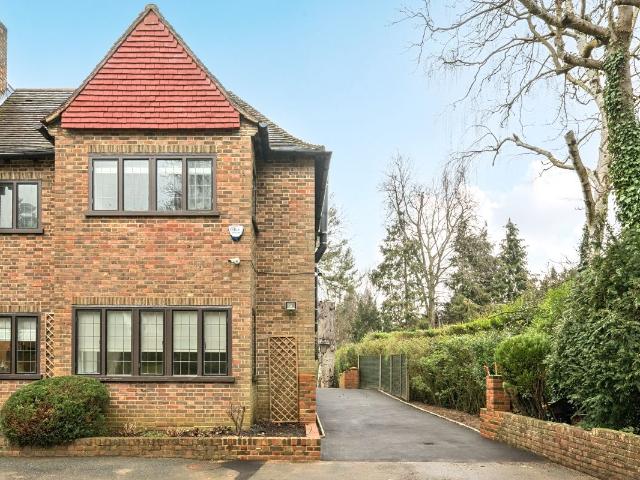 The South Border, Purley CR8, 3 bed semi detached house to rent, £3,500 pcm | PrimeLocation