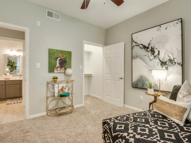 The Sophia 1 Bedroom Apartment for Rent at 3136 Hudnall St, Dallas, TX 75235