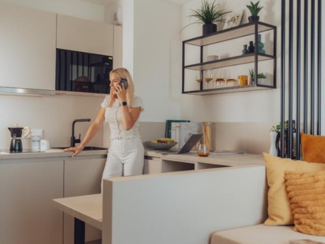 THE SAXXON: The Cozy Studio 20% Early Bird Rabatt für 6 Monate: 981 € warme Miete* THE SAXXON: The Cozy Studio 20% Early Bird Discount for 6 months: € 981 warm rent