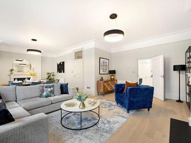 The Sandwich Shop, 54 Gloucester Road, London, SW7 4PL, United Kingdom | 4 bed apartment for rent #138594586 | Rentberry