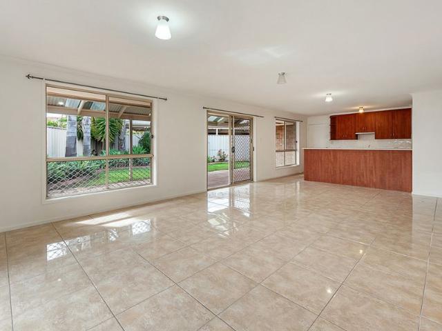The search is over: neat family living in a prime location