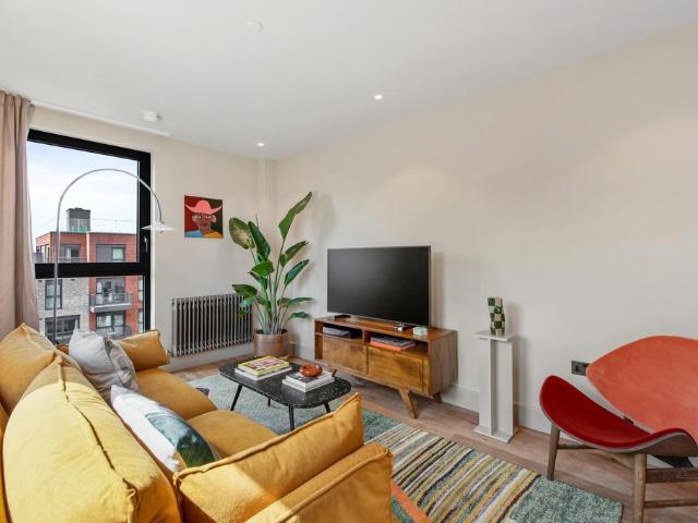 The Sessile, 18 Ashley Road, London. 1 bed flat to rent £2,665 pcm £615 pw