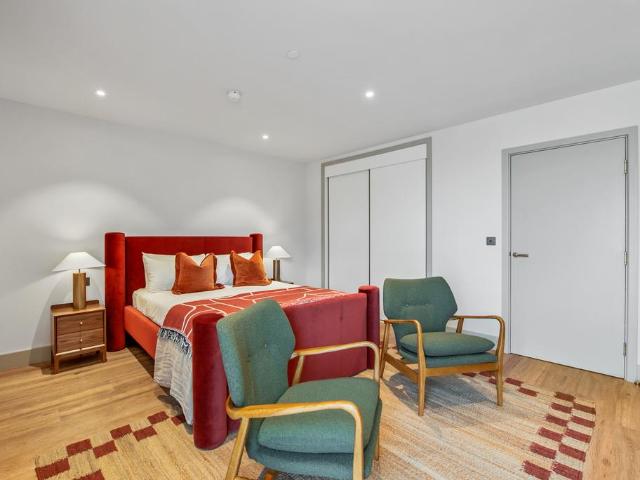 The Sessile, 18 Ashley Road, London. 2 bed flat to rent £3,145 pcm £726 pw