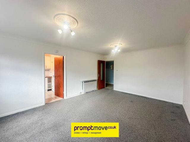 The Shires, Old Bedford Road, Luton LU2, 2 bed property to rent, £1,350 pcm | PrimeLocation