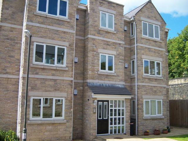 The Sidings, Chinley SK23 2 bed apartment to rent £950 pcm £219 pw