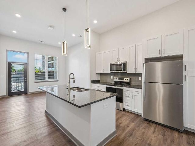 The Signature at Carmel 2 Bedroom Apartment for Rent at 13111 Old Meridian St, Carmel, IN 46032