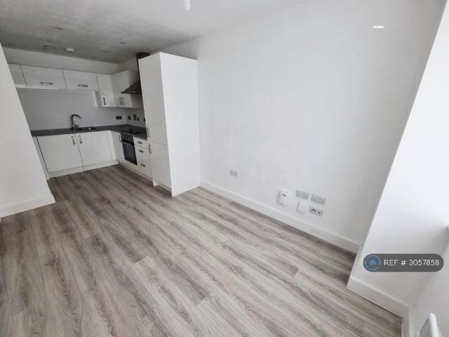 The Silk Works, Coventry, CV6 1 bed flat to rent £825 pcm £190 pw