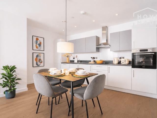 The Slate Yard, M3 3 bed flat to rent £2,167 pcm £500 pw
