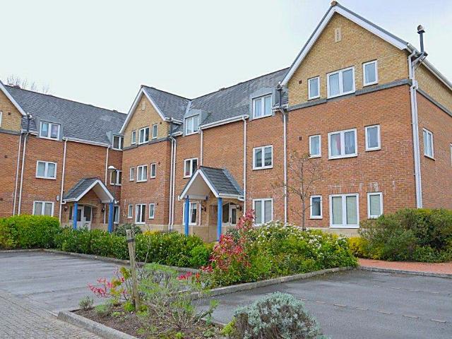 The Slipway, Penarth CF64, 2 bed flat to rent, £1,050 pcm | PrimeLocation