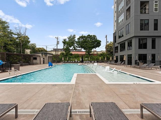 The Sloan at LoSo 2 Bedroom Apartment for Rent at 120 Hollis Rd, Charlotte, NC 28209 Colonial Village
