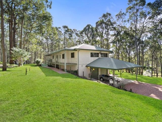 Acreage Living in One of Jilliby's Best Locations
