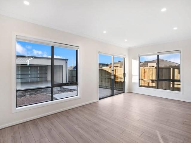 The Space You've Been Searching For 5 Bedrooms & More